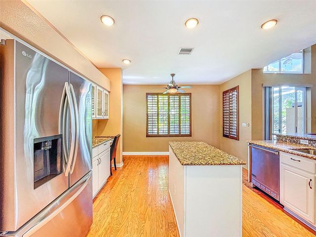 1858 LONGVIEW LN, Tarpon Springs, FL 34689