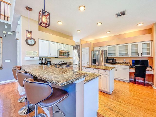 1858 LONGVIEW LN, Tarpon Springs, FL 34689