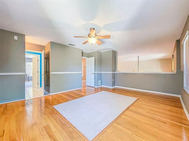 1858 LONGVIEW LN, Tarpon Springs, FL 34689