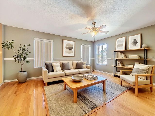 1858 LONGVIEW LN, Tarpon Springs, FL 34689