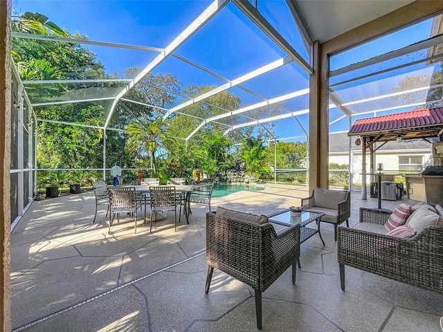 1858 LONGVIEW LN, Tarpon Springs, FL 34689