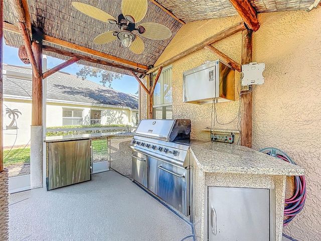 1858 LONGVIEW LN, Tarpon Springs, FL 34689