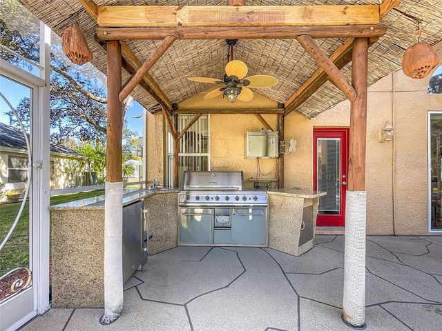 1858 LONGVIEW LN, Tarpon Springs, FL 34689