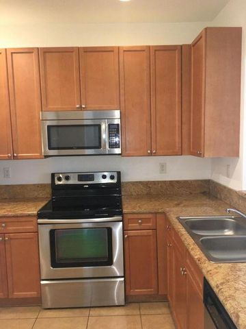 398 Lake Monterey Circle, Boynton Beach, FL 33426