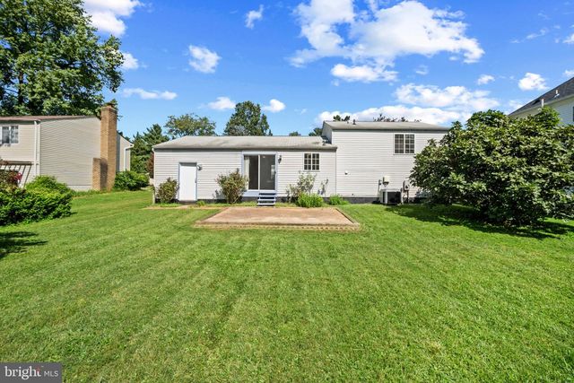 9715 WATER OAK DR, Fairfax, VA 22031
