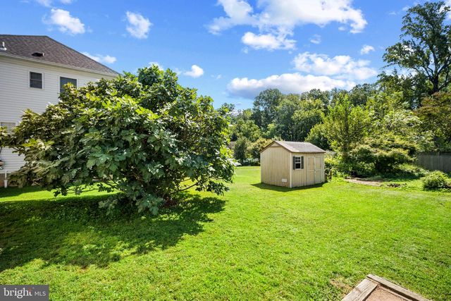 9715 WATER OAK DR, Fairfax, VA 22031