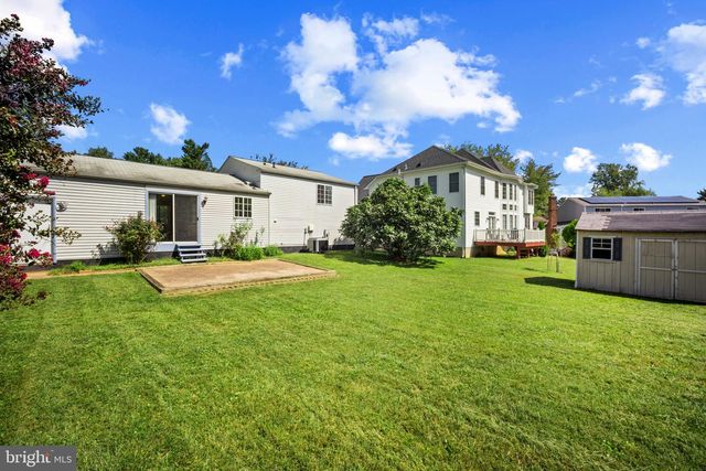 9715 WATER OAK DR, Fairfax, VA 22031