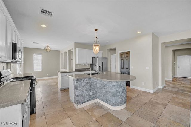 3556 Tundra Swan Street, Las Vegas, NV 89122