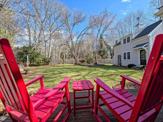 552 Main St, Barnstable, MA 02635