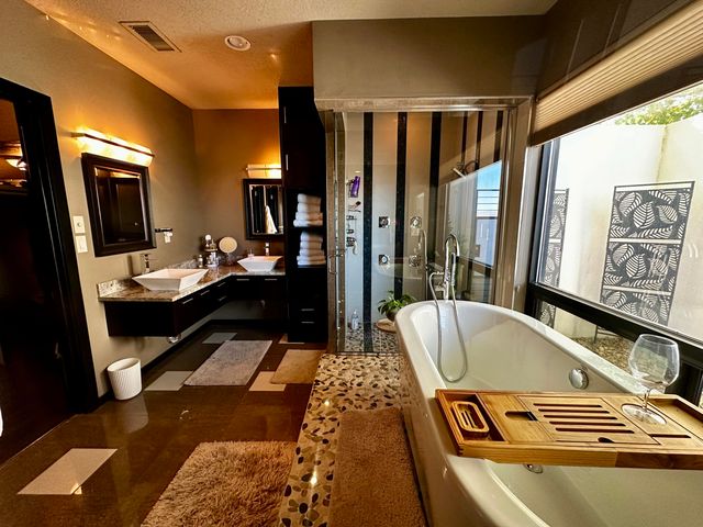 300 CATFISH Road, Elephant Butte, NM 87935