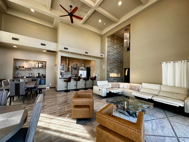 300 CATFISH Road, Elephant Butte, NM 87935