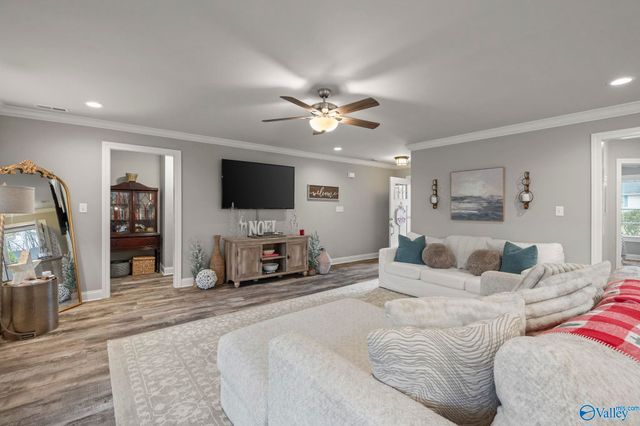 10504 Wall Triana Hwy, Toney, AL 35773