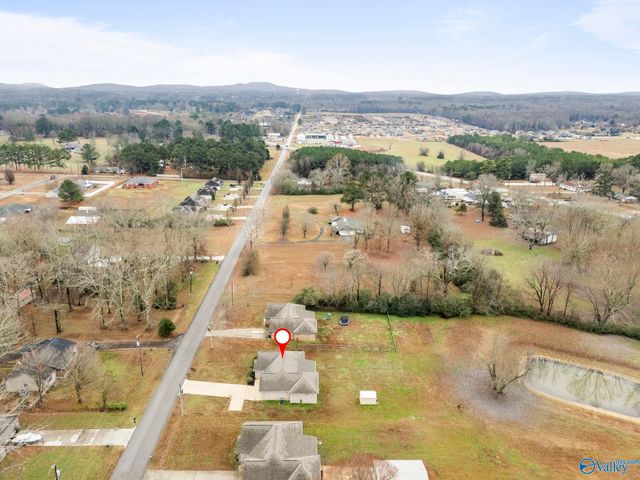 10504 Wall Triana Hwy, Toney, AL 35773