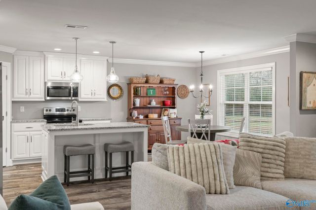 10504 Wall Triana Hwy, Toney, AL 35773