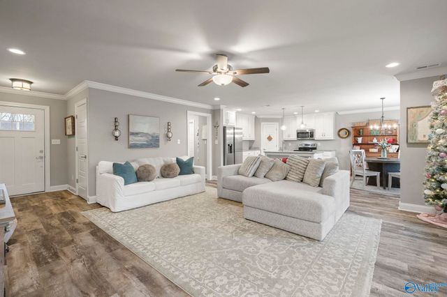 10504 Wall Triana Hwy, Toney, AL 35773