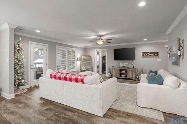 10504 Wall Triana Hwy, Toney, AL 35773