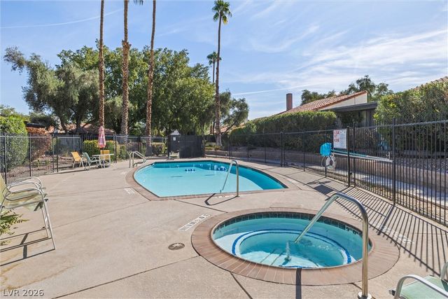 2477 Vallarta Circle, Las Vegas, NV 89121