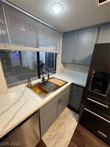 2477 Vallarta Circle, Las Vegas, NV 89121