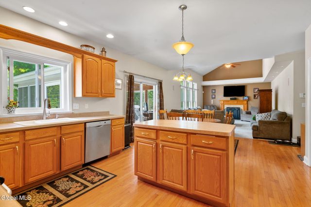 44 Sherman Way, Ballston Spa, NY 12020
