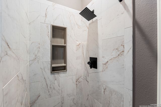 9030 Gull Lake, San Antonio, TX 78245