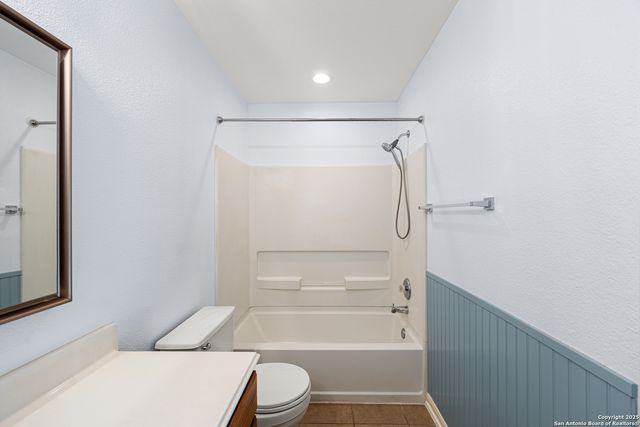 9030 Gull Lake, San Antonio, TX 78245