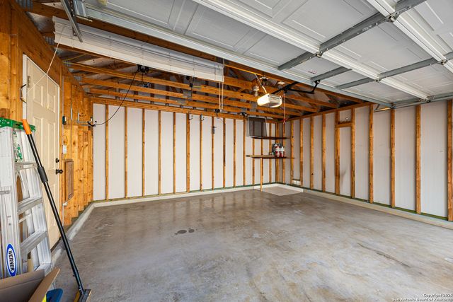 9030 Gull Lake, San Antonio, TX 78245