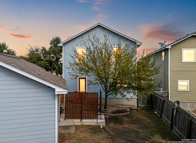 9030 Gull Lake, San Antonio, TX 78245