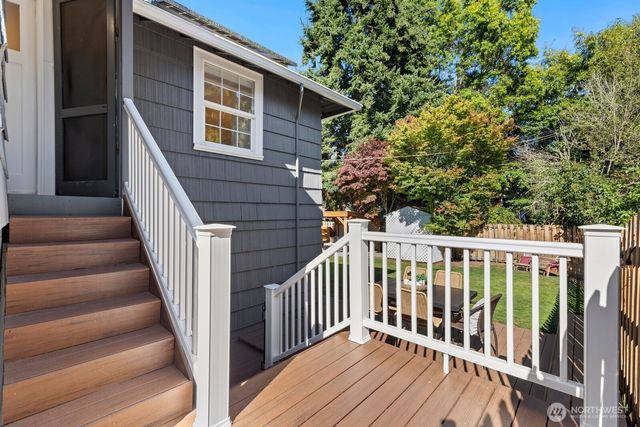3226 48th Avenue SW, Seattle, WA 98116