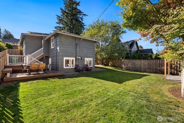 3226 48th Avenue SW, Seattle, WA 98116