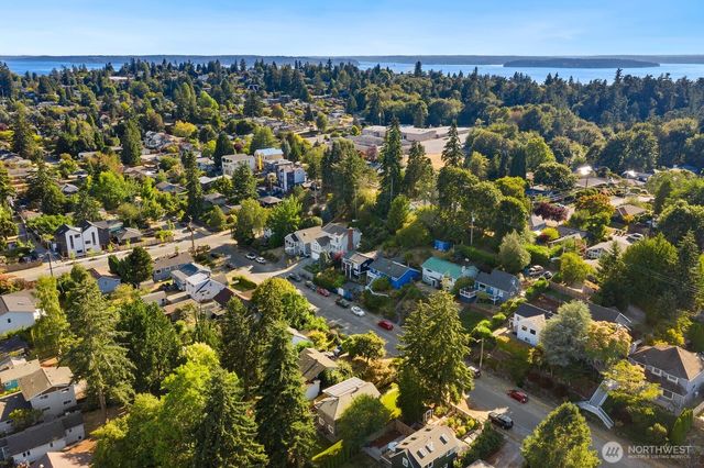 3226 48th Avenue SW, Seattle, WA 98116