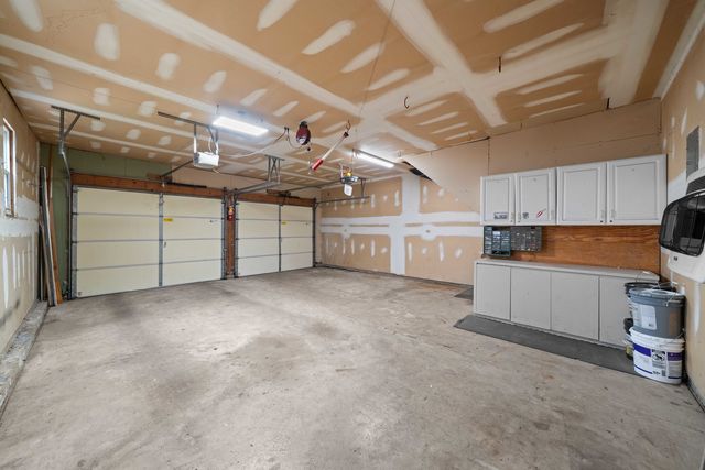 537 Erma Drive, Lake Holiday, IL 60552