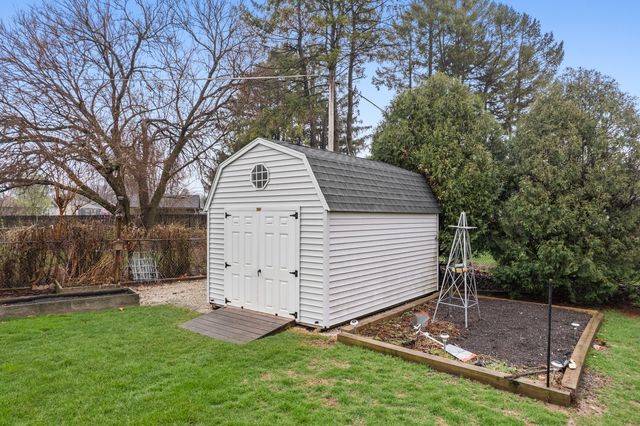 537 Erma Drive, Lake Holiday, IL 60552