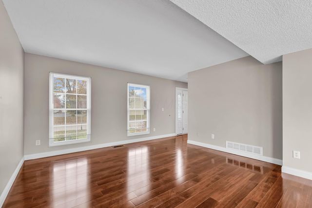 5066 Ivywild Avenue, Hilliard, OH 43026