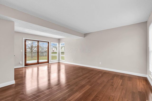 5066 Ivywild Avenue, Hilliard, OH 43026