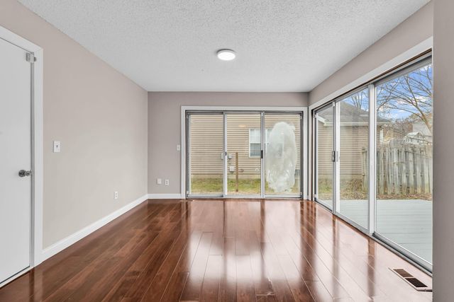 5066 Ivywild Avenue, Hilliard, OH 43026