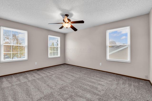 5066 Ivywild Avenue, Hilliard, OH 43026