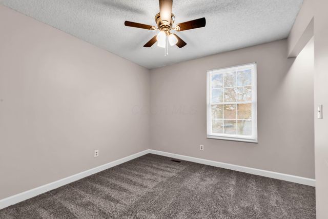 5066 Ivywild Avenue, Hilliard, OH 43026