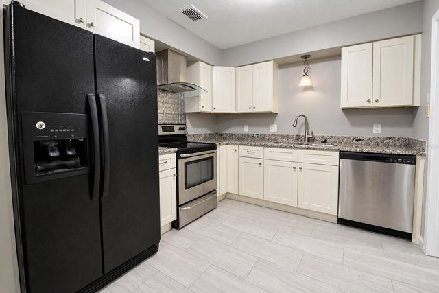 5441 SW 88 COURT, Gainesville, FL 32608
