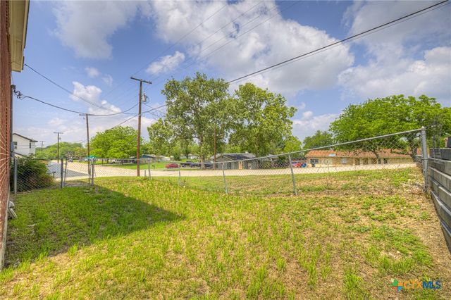 723 Woodcrest Circle, New Braunfels, TX 78130