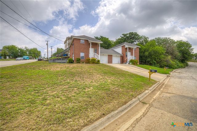 723 Woodcrest Circle, New Braunfels, TX 78130
