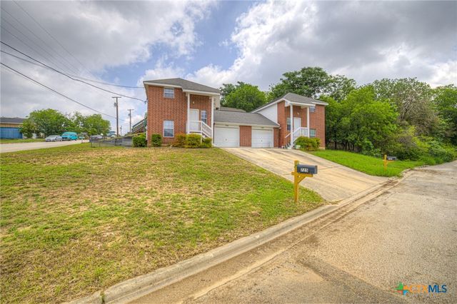 723 Woodcrest Circle, New Braunfels, TX 78130