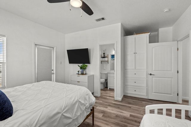 103 W Palm Street, Surfside Beach, TX 77541