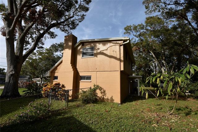 15473 DARIEN WAY, Clearwater, FL 33764