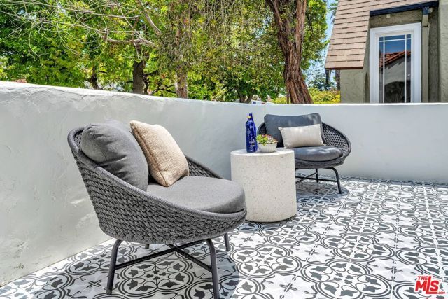 2015 Malcolm Avenue, Los Angeles, CA 90025