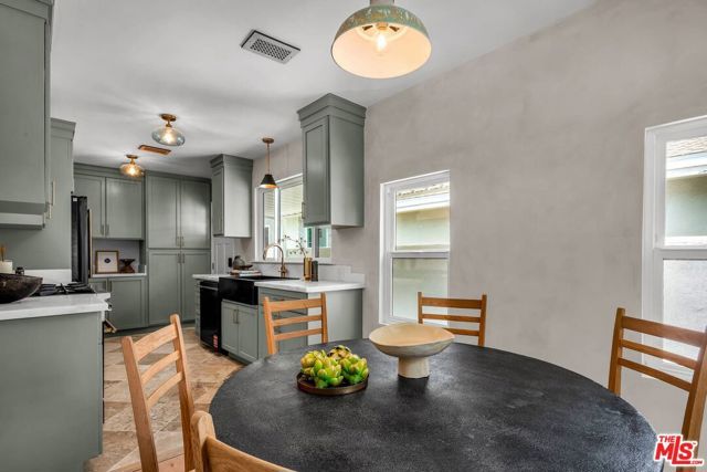 2015 Malcolm Avenue, Los Angeles, CA 90025