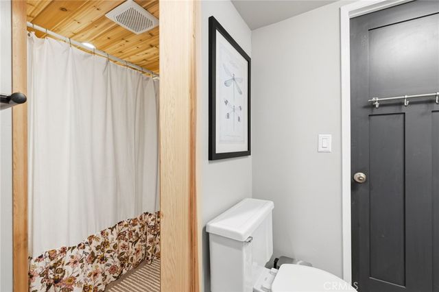 468 E View, Santa Paula, CA 93060