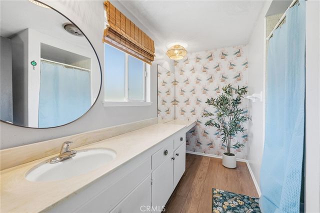 468 E View, Santa Paula, CA 93060