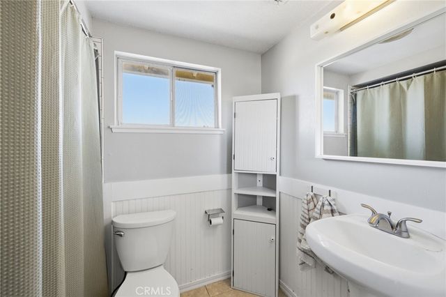 468 E View, Santa Paula, CA 93060