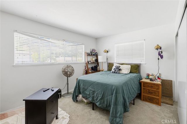 468 E View, Santa Paula, CA 93060