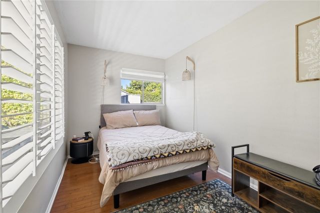 468 E View, Santa Paula, CA 93060